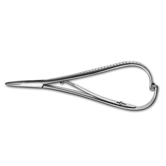 Jehelec Mathieu s křížovým vroubkováním 14 cm