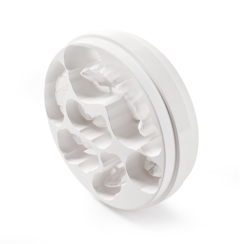 Initial Zirconia disk Multilayer Elite A3 14  mm